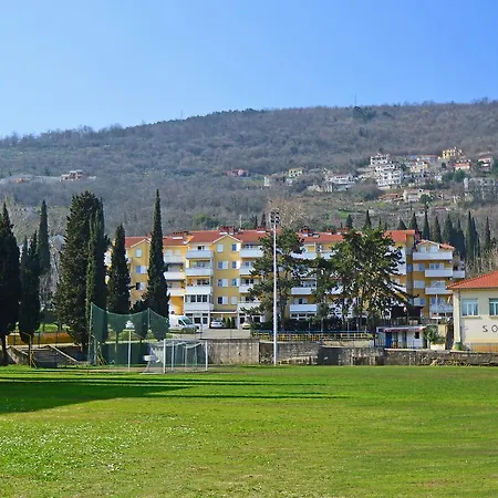 Apartman Cindy Lovran