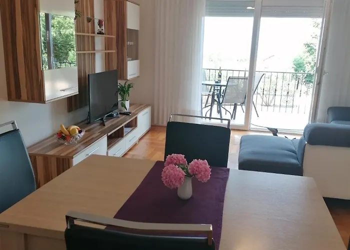 Apartman Cindy Lovran